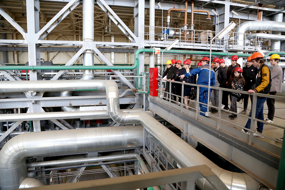 «Заводская проходная»: воронежские промышленники меняют формат работы с молодежью