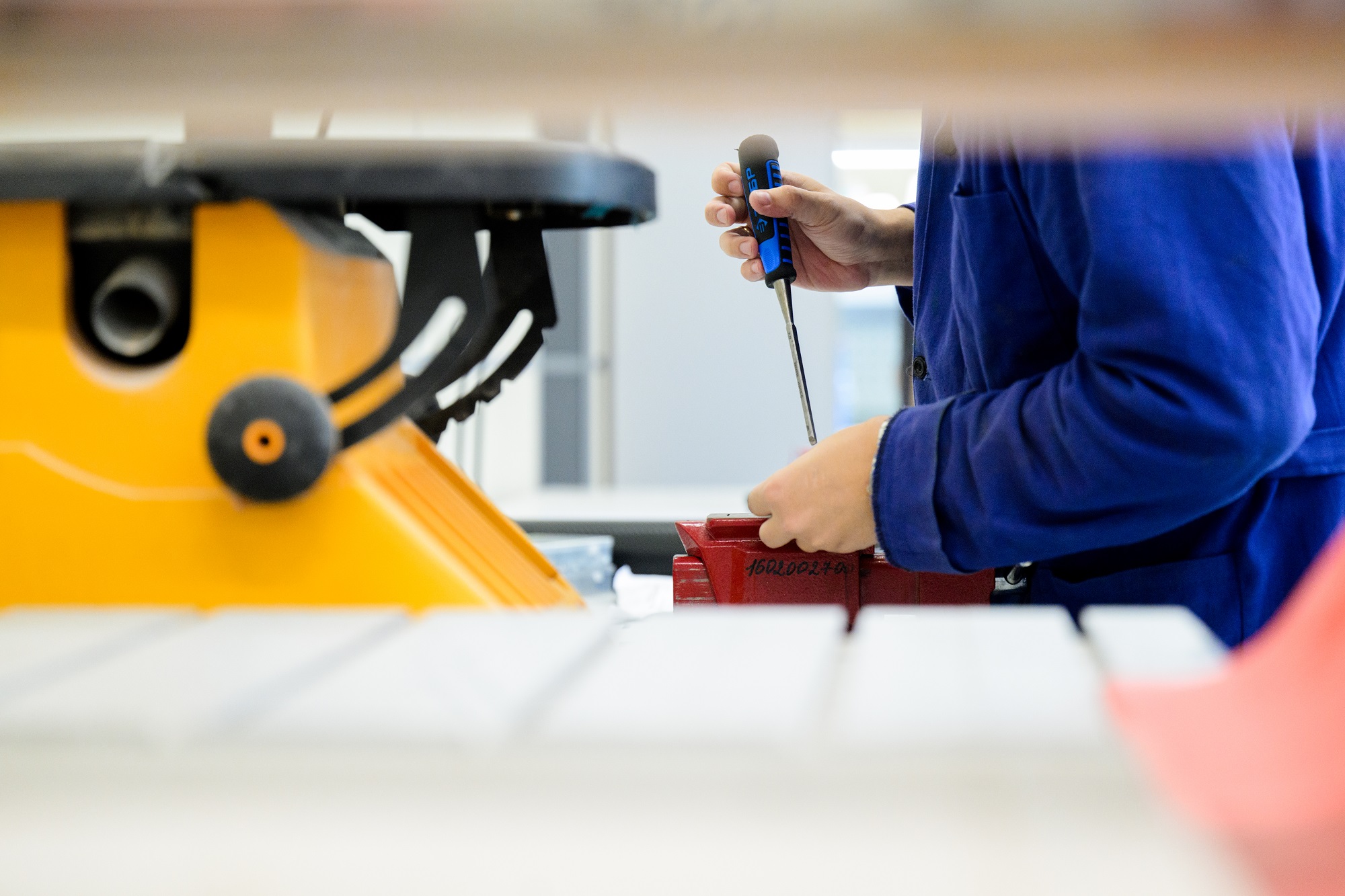 НОВИКОМ, ВРО СоюзМаш и фонд «Отечество» поддерживают создание индустриальных классов в ЛНР