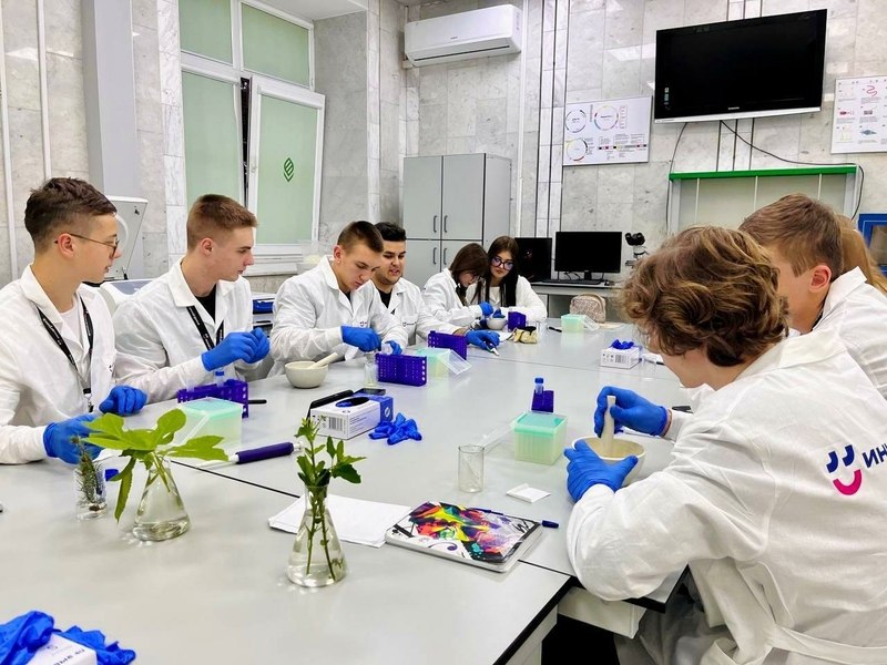 В Воронеже стартует научный лагерь для будущих биотехнологов и генетиков