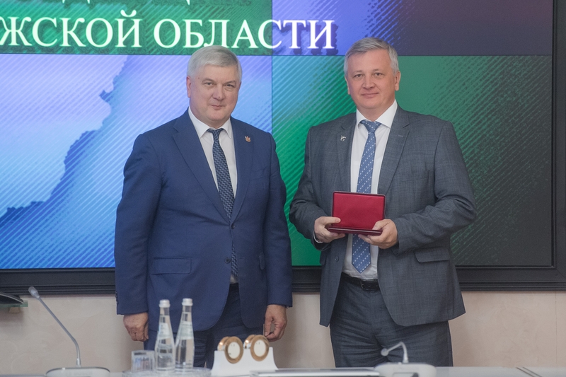 В Воронеже 23 человека получили государственные и областные награды ко Дню города