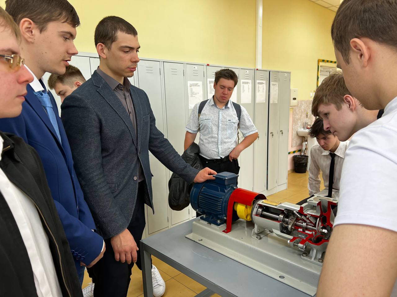 На Нововоронежской АЭС выбрали самых активных и инициативных молодых работников