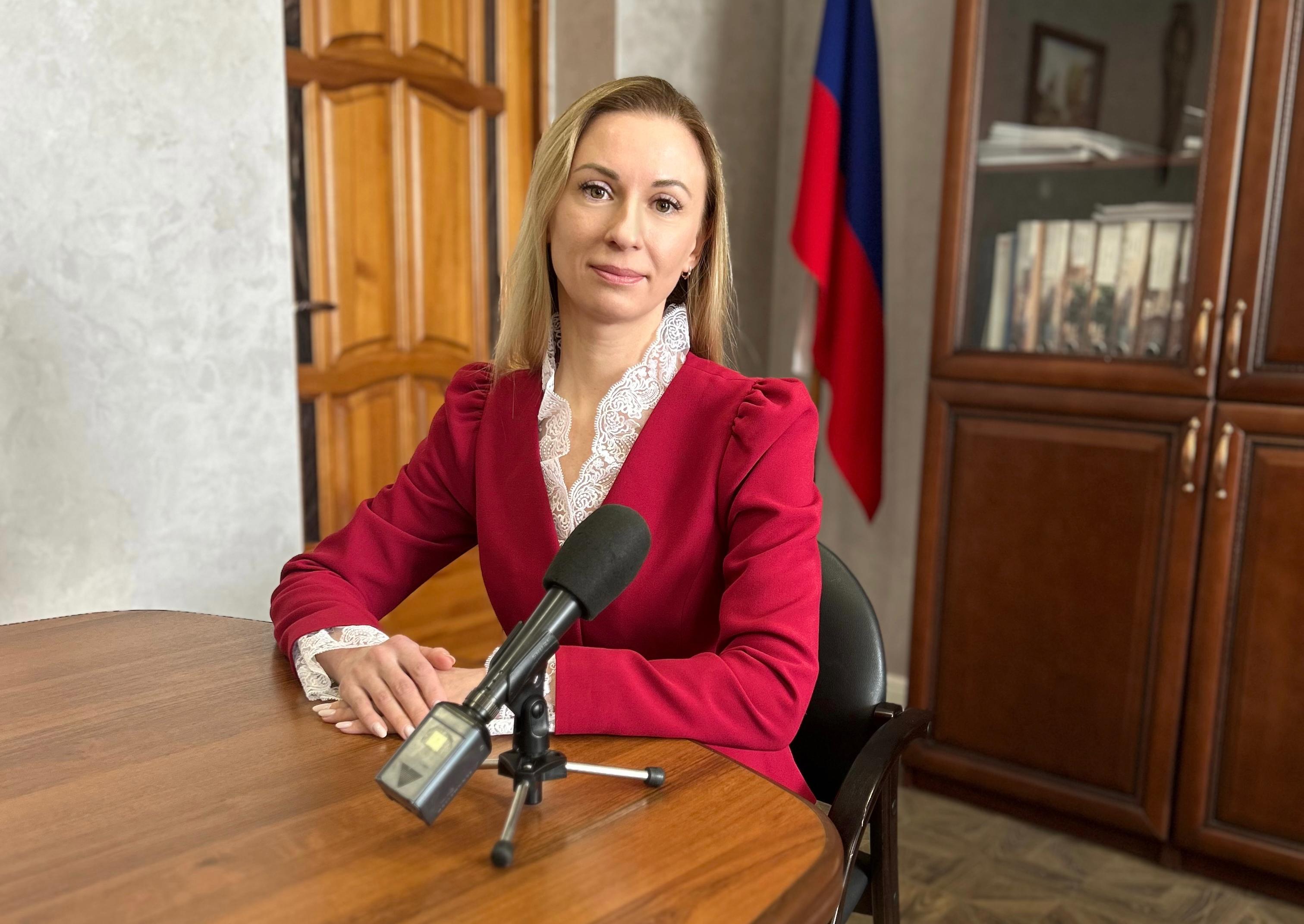 Первая зарплата без риска: правила трудоустройства подростков
