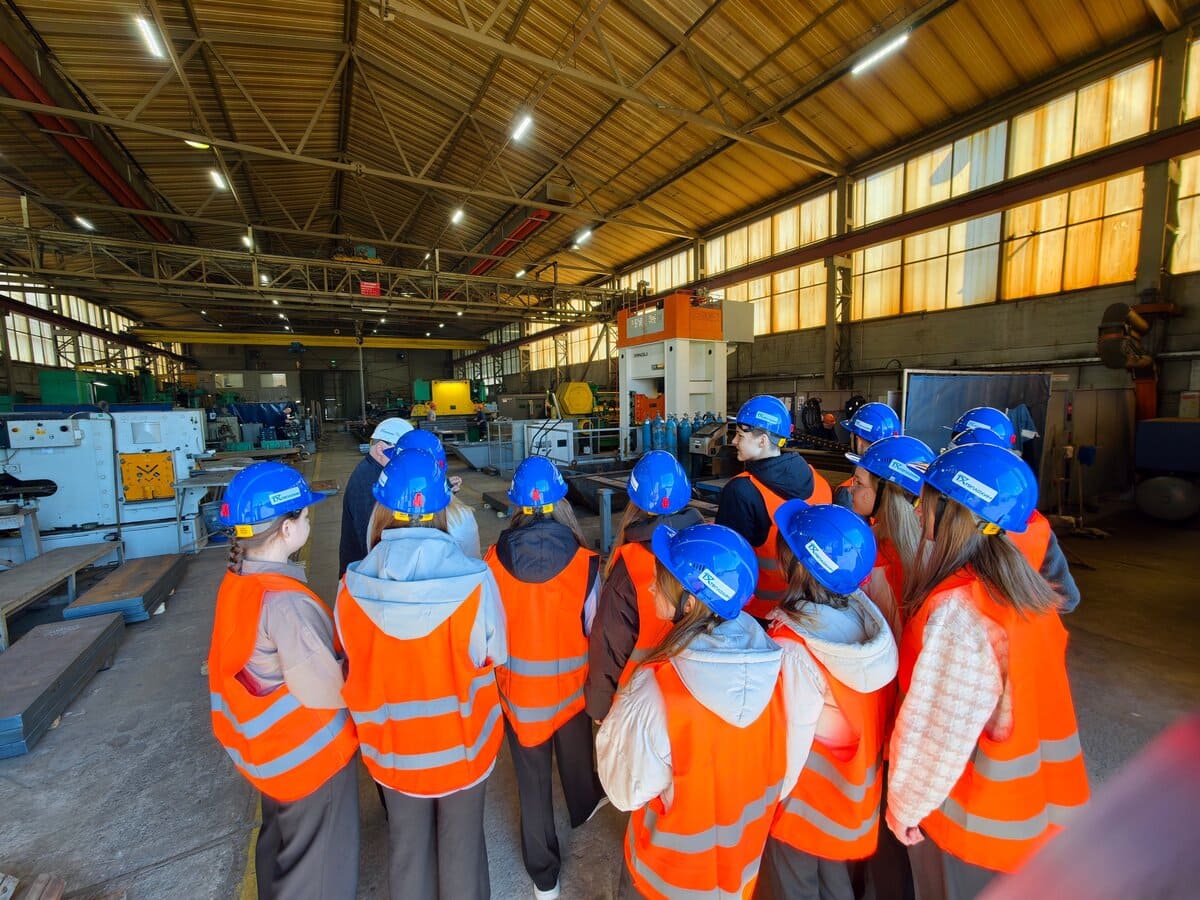 «Теплохим» делает ставку на свои кадры: завод объединил профориентацию и семейные ценности