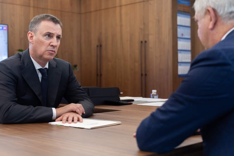 Экологию и АПК обсуждали на встрече воронежский губернатор с вице-премьером Дмитрием Патрушевым