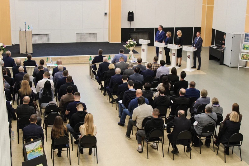 Развитие мебельной промышленности рассмотрели на индустриальной платформе