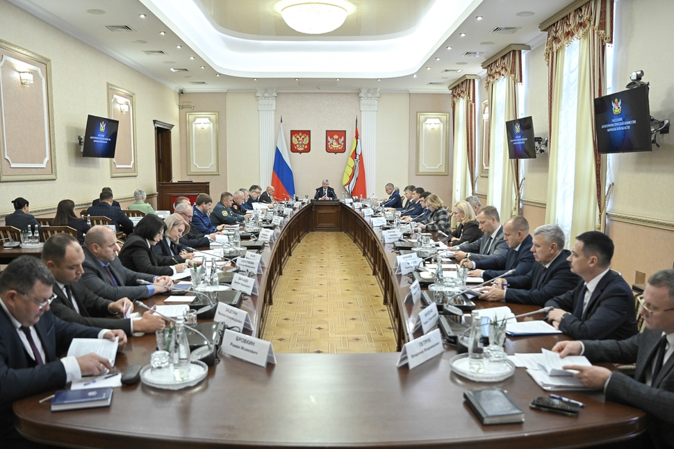 Александр Гусев провел заседание антитеррористической комиссии