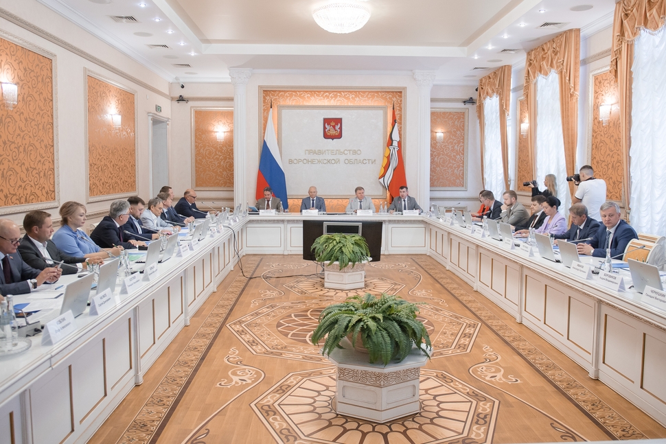 Банк России обсудил с воронежским бизнесом, что делает для снижения инфляции