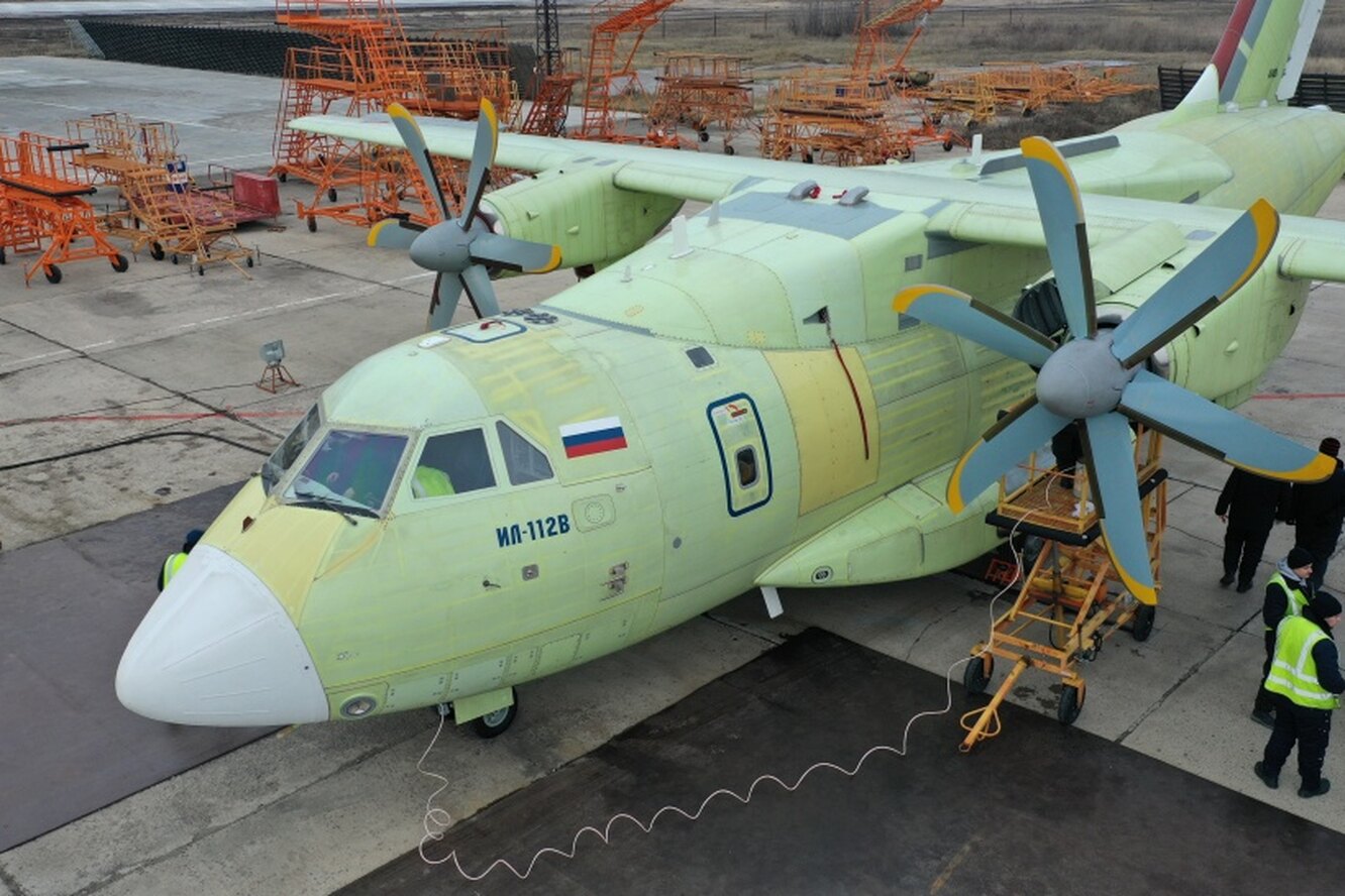 В ОАК ждут решение заказчика по воронежскому Ил-112В