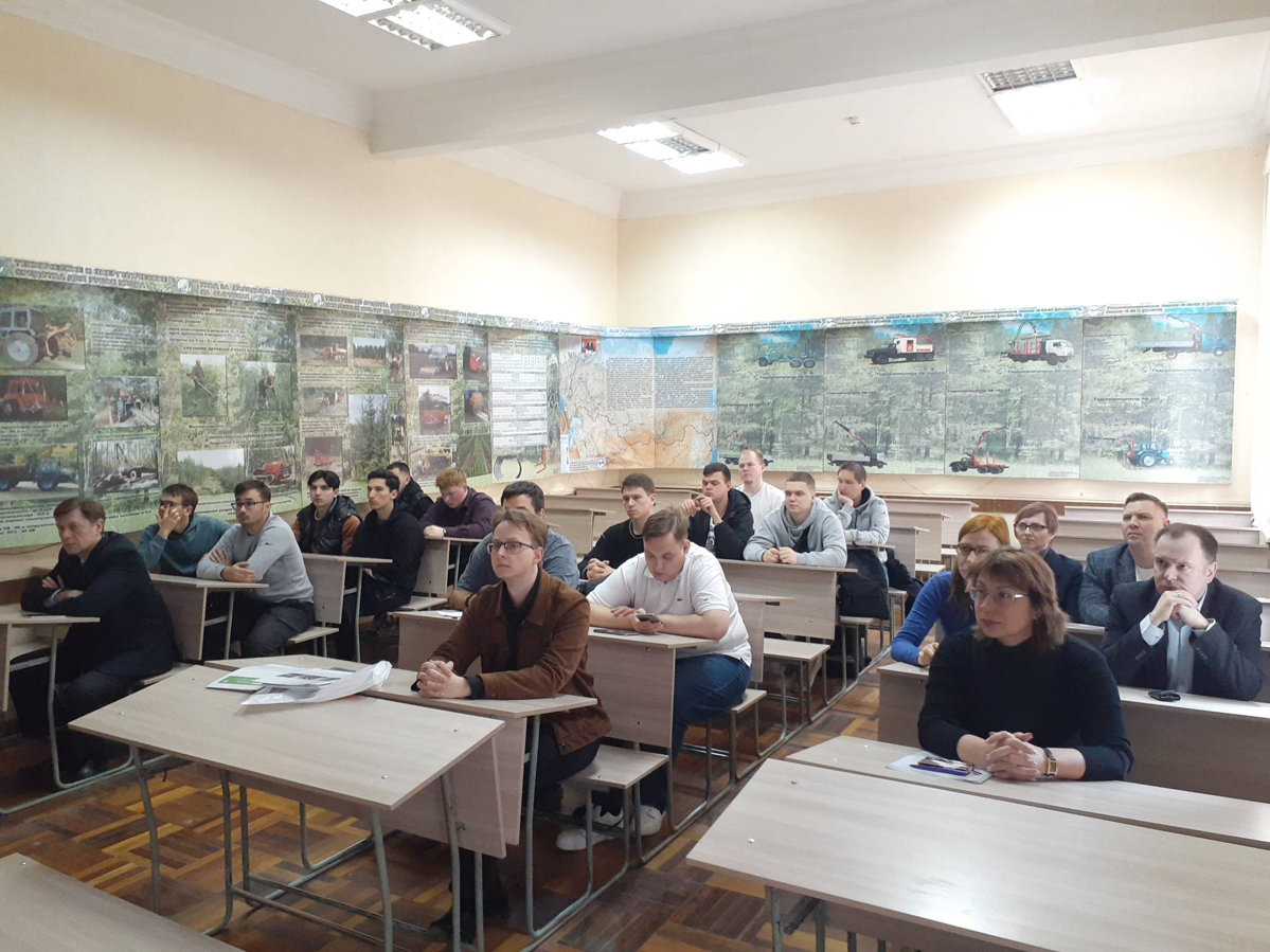 «Аскон-Воронеж»: выступление в ВГЛТУ