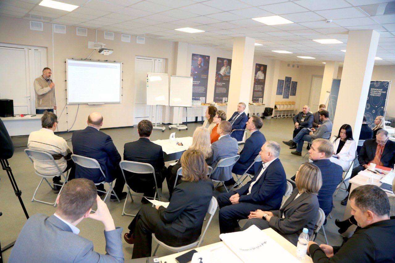 В ВГТУ начали разработку программы к «триединому» юбилею