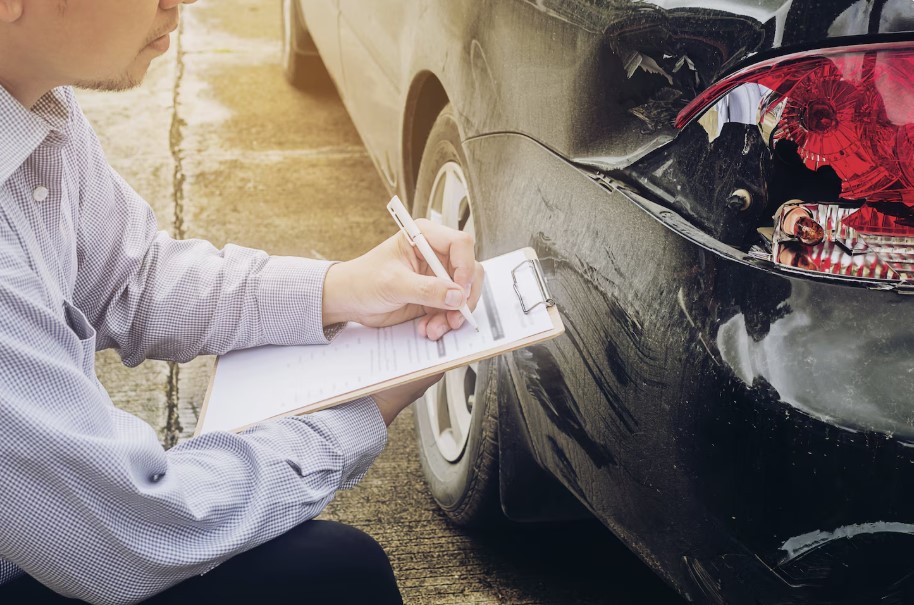 Рынок ОСАГО в Воронежской области: онлайн-продажи бьют рекорды, а средняя выплата превысила 100 тыс. рублей
