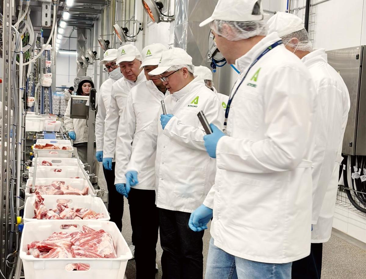 Компания АГРОЭКО приняла делегацию коллег из Китая на своем мясоперерабатывающем предприятии