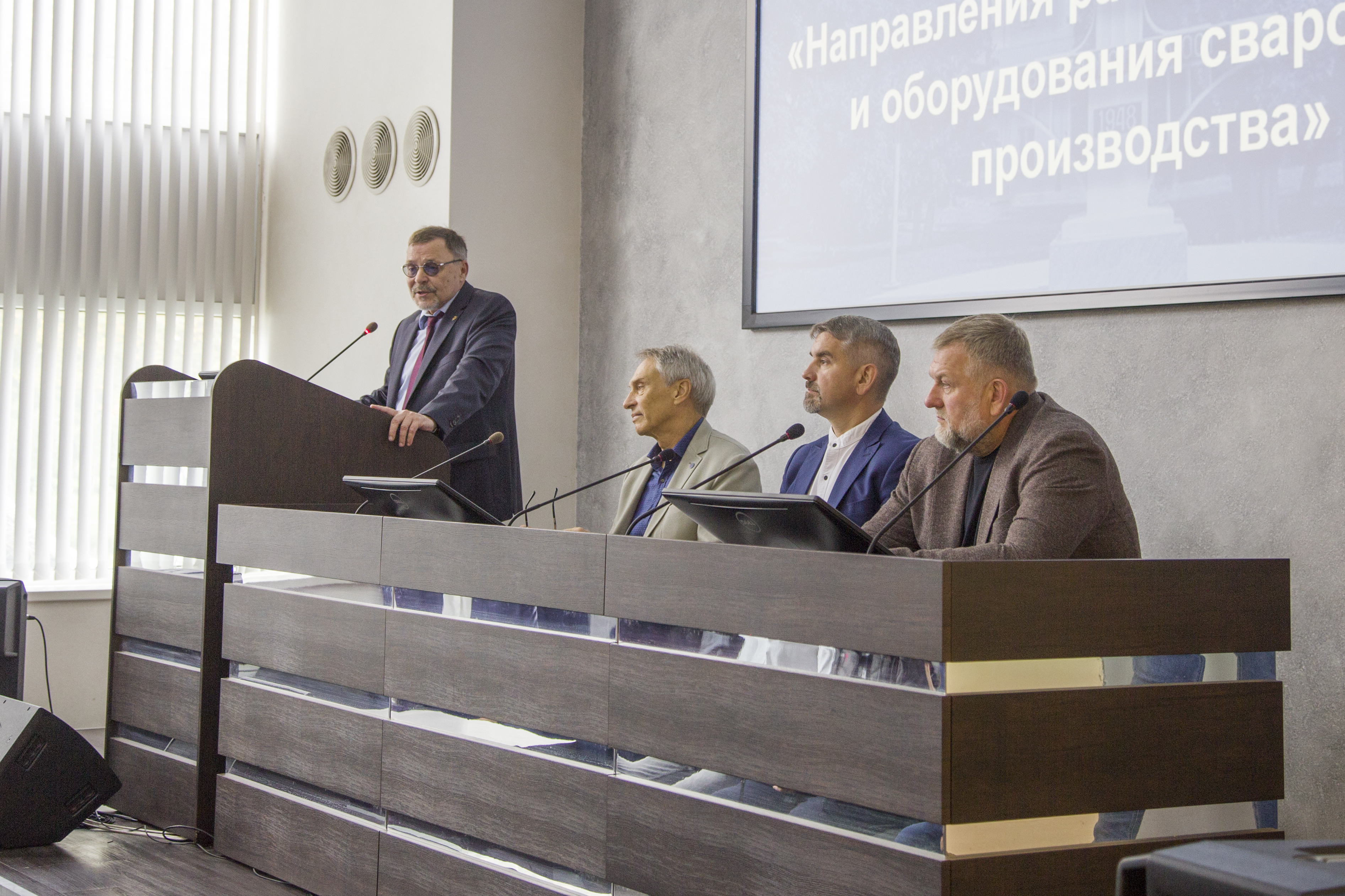 ВГТУ и «Воронежстальмост» объединили усилия для развития сварочных технологий