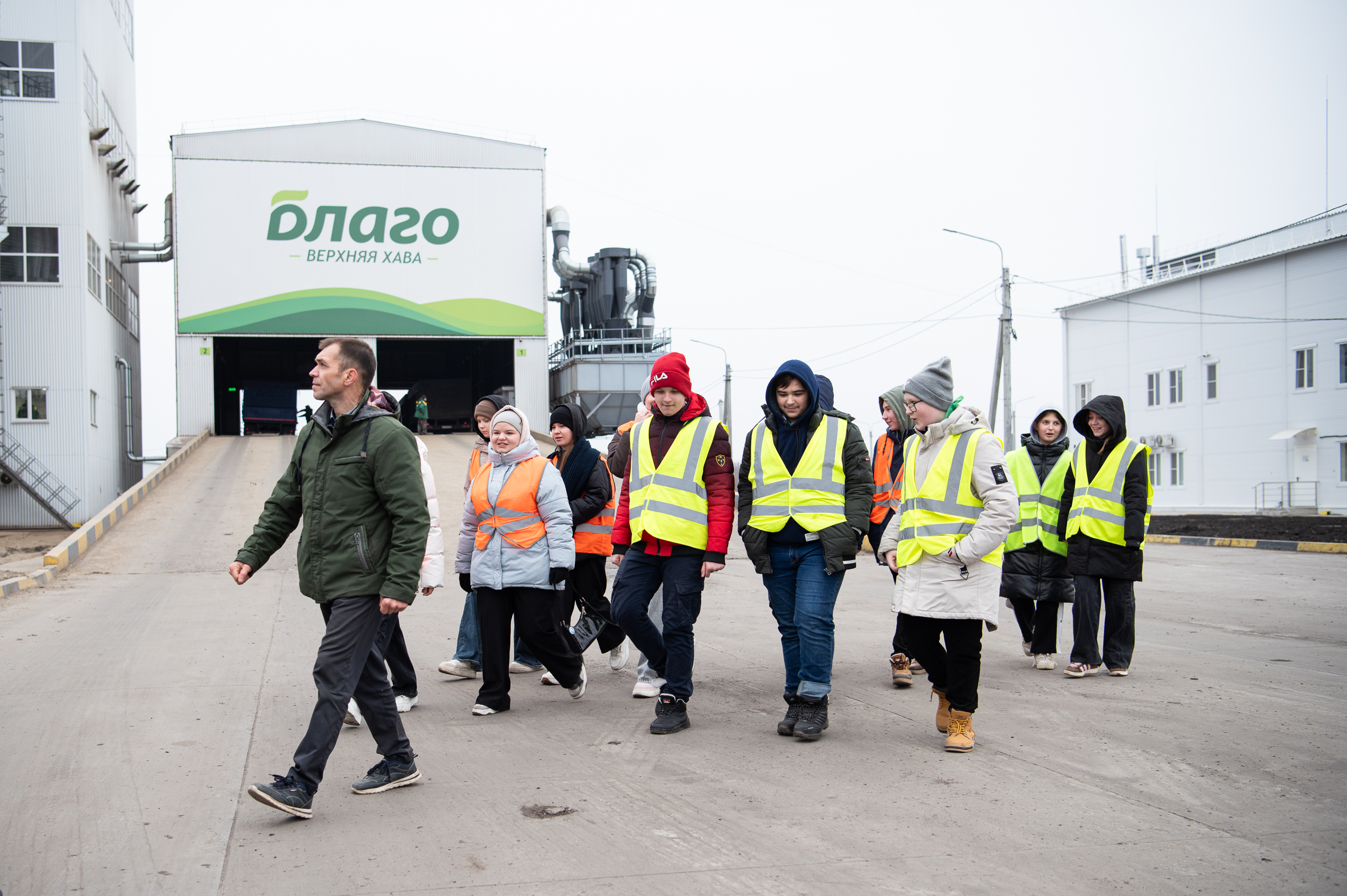 Завод ГК «Благо» встретил первых учеников «Агрокласса»