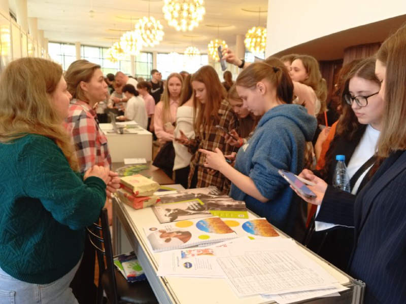 Региональный этап Всероссийской ярмарки трудоустройства посетили более 8,3 тысяч воронежцев