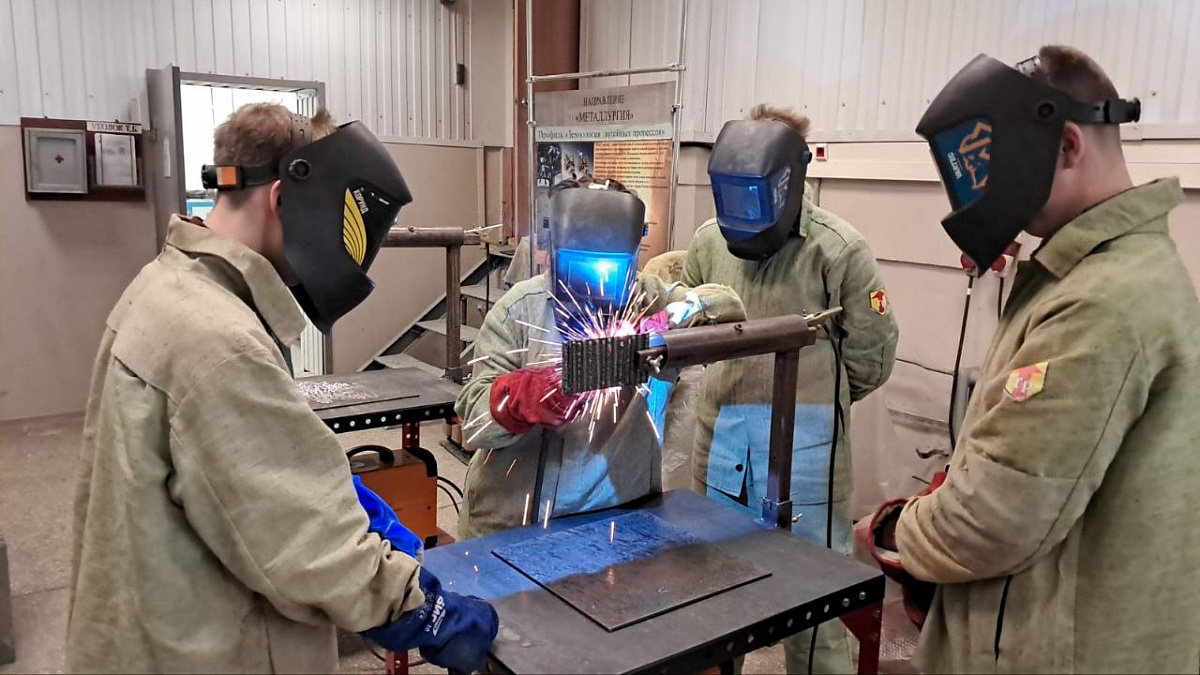 Бойцы студотрядов готовы к трудовому семестру