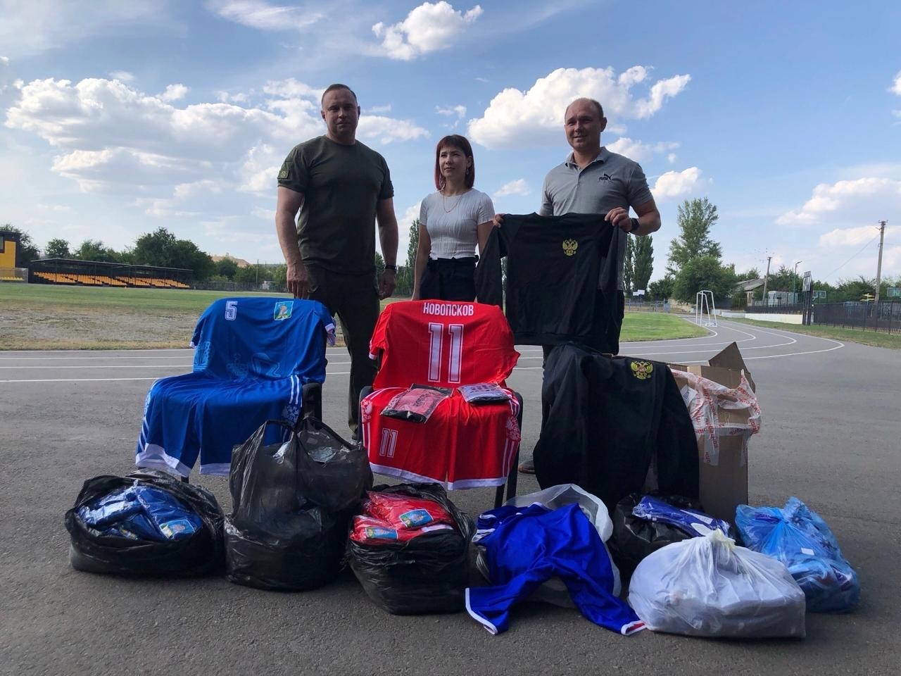 Спорт во благо: Воронежское отделение СоюзМаш России помогает юным футболистам и борцам из ЛНР