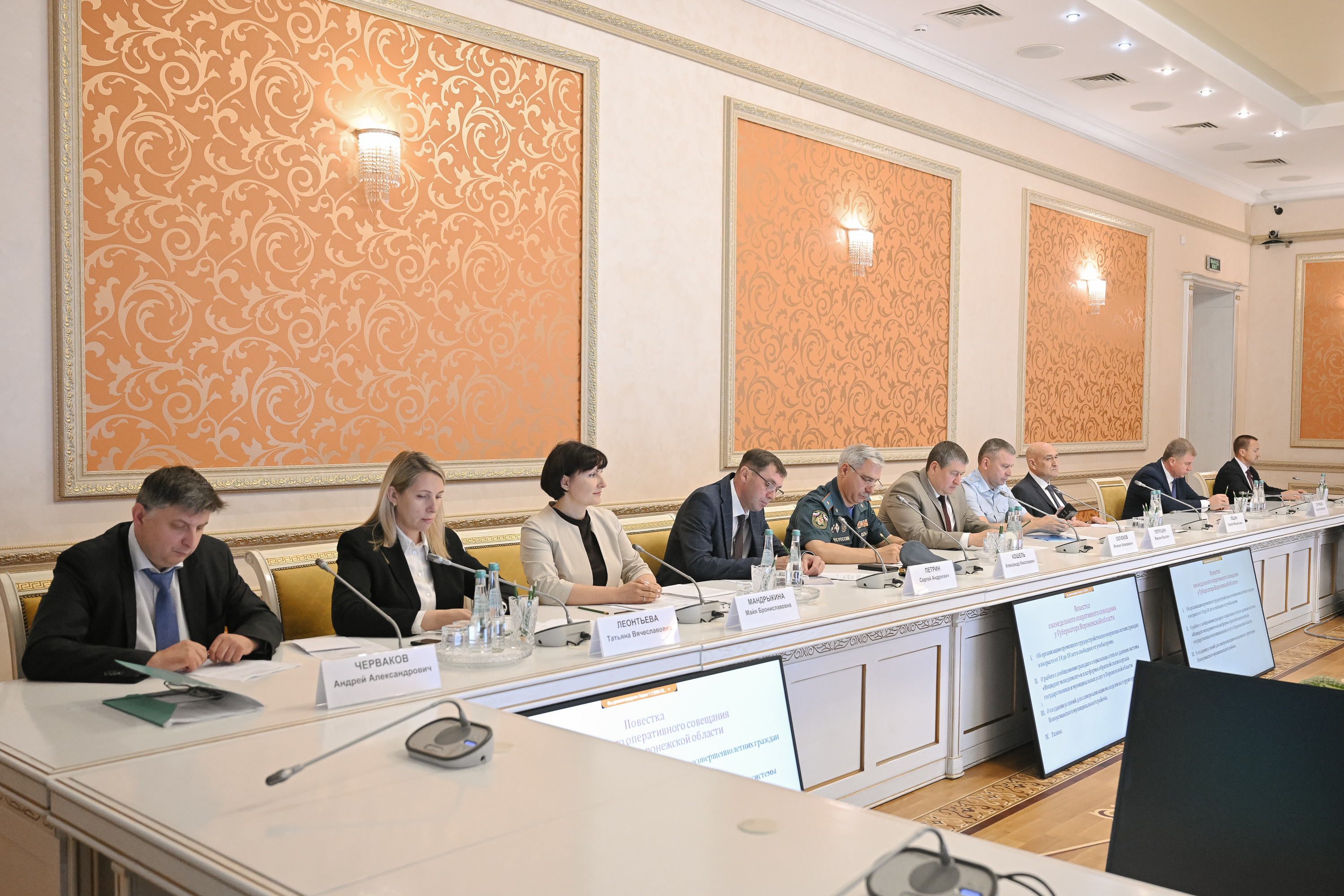 Воронежские подростки выходят в реальный сектор: регион наращивает темпы трудовой интеграции молодежи