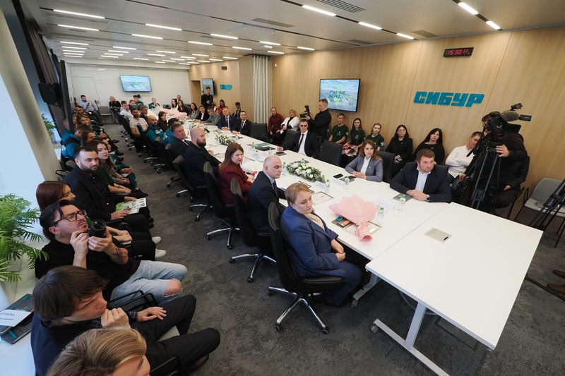 Участники экологического форума подвели итоги акции «Родные берега» и наметили планы на будущее