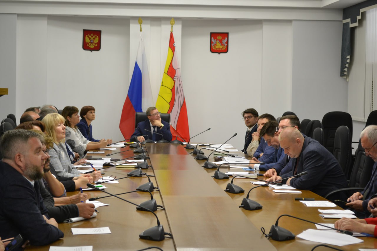 Воронежские работодатели, профсоюзы и правительство региона готовят новое трёхстороннее соглашение