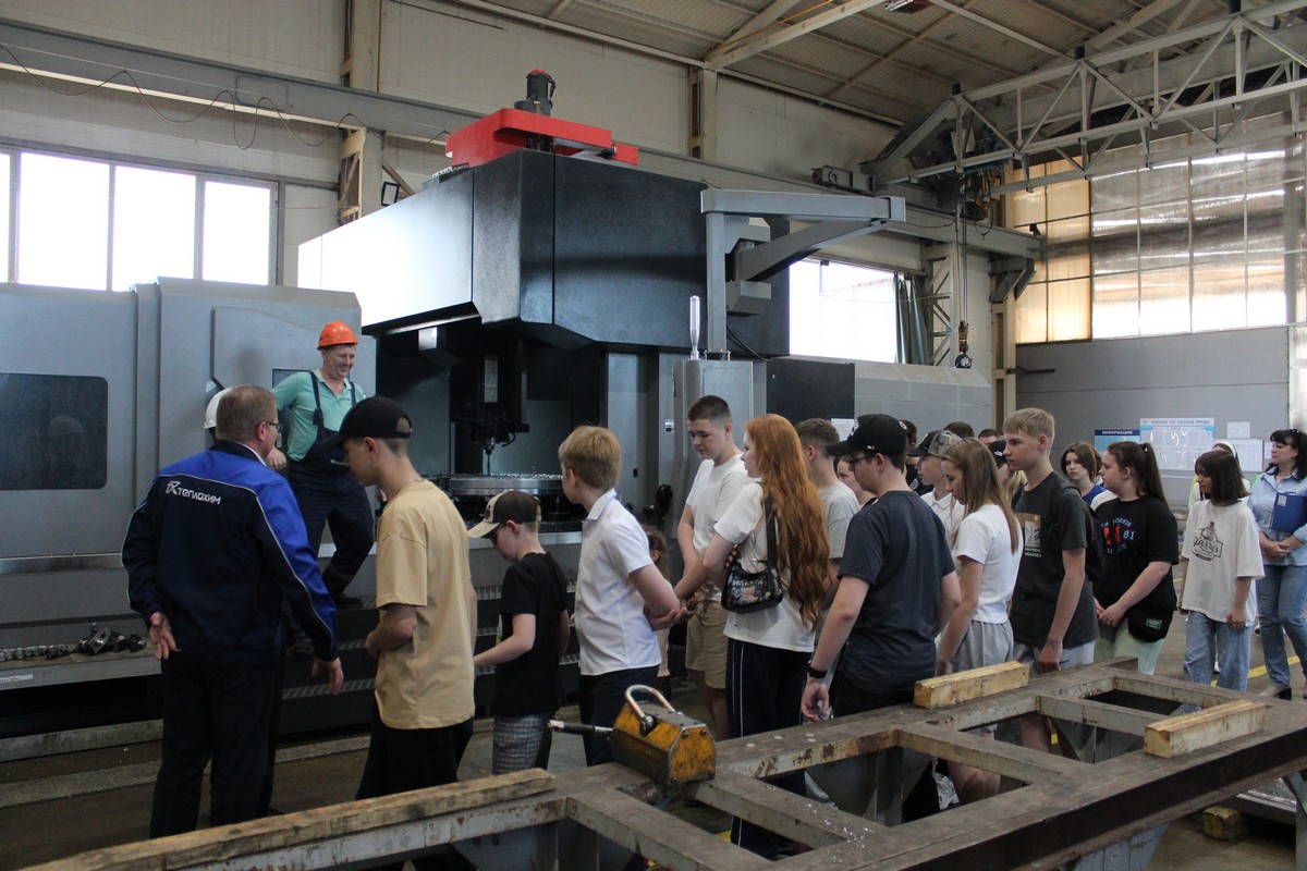 Путешествие в мир производства и детских воспоминаний